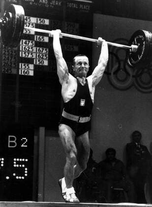 Mexico City Olympics 1968: Waldemar Baszanowski of Poland lifts 167.5kg in the clean and jerk event of the lightweight weight-lifting competition. His total lift of 437.5 kg gave him the gold medal. , Olympia, Olympiade, Olympische Spiele  UnitedArchives00907488