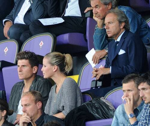 UEFA Europa League, AC Florenz ACF Fiorentina - FC Pacos de Ferreira Fiorentina Mario Gomez mit Freundin Carina Wanzung und Präsident Andrea Della Valle xHOCHxZWEIx xItalyxPhotoxPressx 