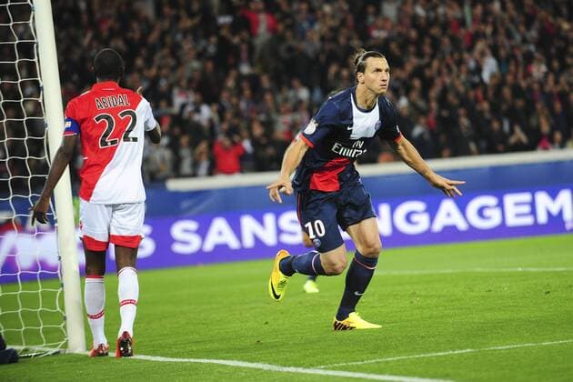 joie de Zlatan Ibrahimovic (PSG) apres son but FOOT : PSG Paris St. Germain vs AS Monaco FC - Ligue 1 - 22 09 2013 JBAutissier Panoramic 