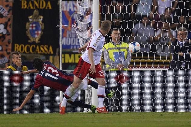 Diego Laxalt Bologna gol 2-1 Goal celebration - Bologna - Serie A FC Bologna vs. AC Mailand - andreaxstaccioli