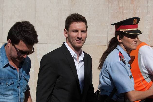 27.09.13. Barcelona - Argentina and Barcelona footballer Lionel Messi appearing in court in Gava ( Barcelona) cipal. 618 cordon press 