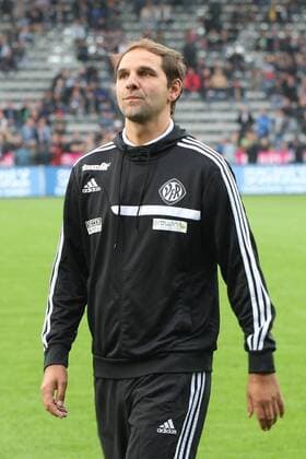 Trainer Stefan Ruthenbeck (VfR Aalen) VfR Aalen vs 1 FC Koeln, Fussball, 2 Bundesliga, 27.09.2013 EP_HLR