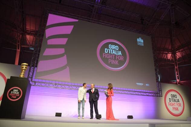 Mailand, 08.10.2013 - Präsentation des Giro d Italia 2014 - Vincenzo Nibali, Alessia Ventura - 