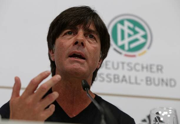 09.10.2013, Fussball Saison 2013 2014 WM-Qualifikation, Deutsche Nationalmannschaft, Pressekonferenz und Training, in Düsseldorf. Bundestrainer Joachim Löw (Deutschland)