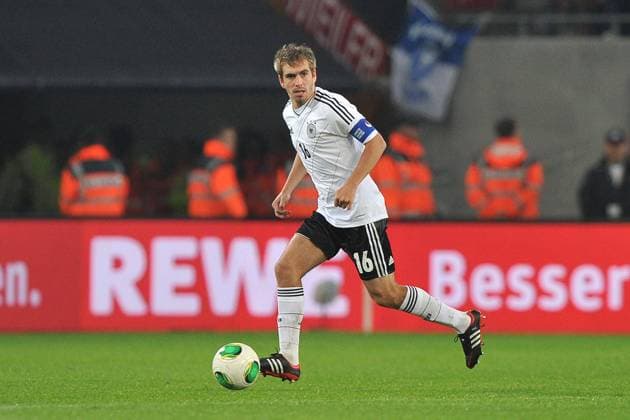 Fußball Länderspiel Deutschland - Irland am 11.10.2013 im RheinEnergieStadion in Köln Philipp Lahm ( Deutschland )