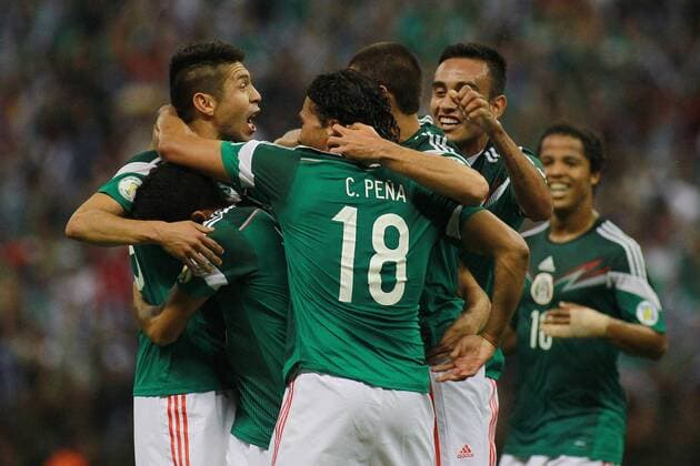 DISTRITO FEDERAL, MEXICO - OCTUBRE 11: Torjubel Mexiko WM Quali CONCACAF, Estadio Azteca, 2013, Distrito Federal, Mexico. (Foto: HugoxAvilaxJAMxMEDIA) Mexico vs Panama 