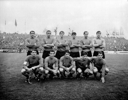 Members of the Italian National Football Team before their match against Switzerland. Standing from left : Albertosi, Bercellino, Juliano, Rosato, Riva, and Burgnich. Kneeling from left : Boninsegna, Domenghini, De Sisti, Picchi, and Facchetti. 18th November 1967. kbdig 2000 quer 