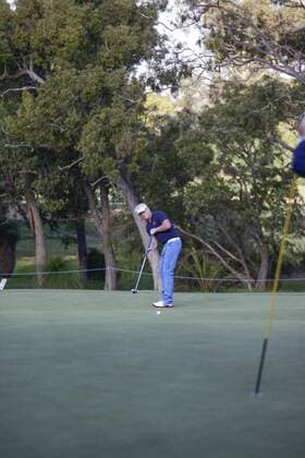 18.10.2013 Perth, Australia. Peter Hedblom (SWE) finishes the day with a big lead on day 2 of the ISPS Handa Perth International Golf Championship from the Lake Karrinyup Country Club. x  ActionPlus20604309