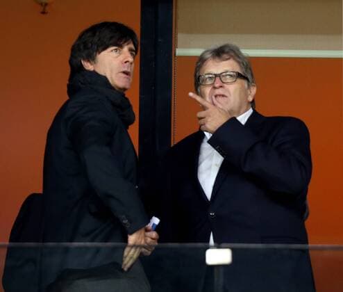 Sinsheim Fußball TSG 1899 Hoffenheim vs. Bayer 04 Leverkusen, Trainer Joachim Löw (Nationalmannschaft GER) mit Norbert Haug