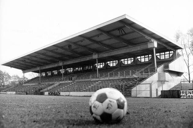 Carl Benz Stadion, Heimspielstätte des SV Waldhof Mannheim