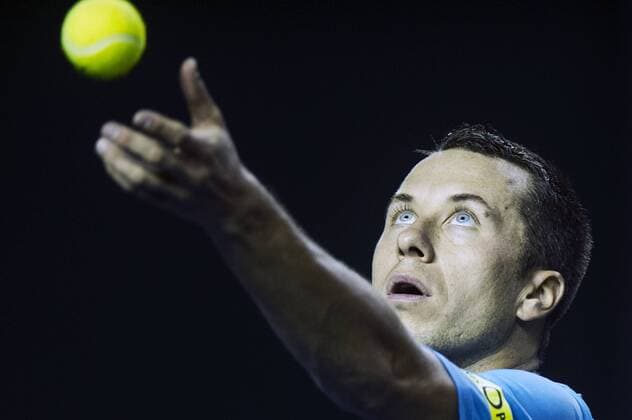Philipp Kohlschreiber of Germany serves the ball during the first day of the BNP Paribas 2013 Masters Tennis tournament in Paris, France, 28 October 2013. BNP Parisbas Masters  BNP66
