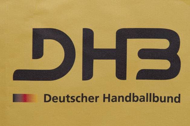 30.10.2013, Landessportbund Niedersachsen, Hannover, Nationalmannschaft, Pressegespräch und Fototermin der Deutschen Handball Nationalmannschaft, im Bild Schriftzug DHB - Deutscher Handballbund GER, DHB, DHB, Deutsche Handball Nationalmannschaft - Medientreff DHB