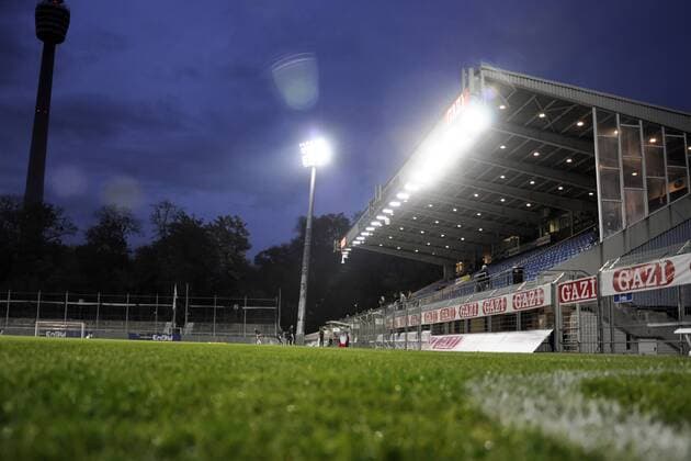 Fußball, Stadiongeschichte Stuttgarter Kickers Stuttgart, Deutschland 01. November 2013: 3. Bundesliga 13 14 -.Gazi-Stadion auf der Waldau, Heimspielstätte Stuttgarter Kickers und VfB Stuttgart II