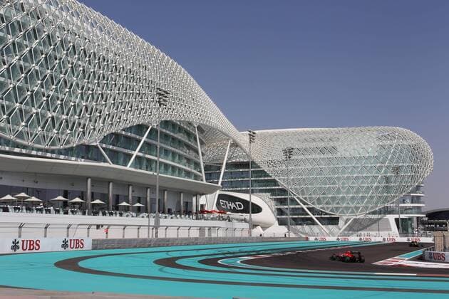 02.11.2013- Free Practice 3: Yas Marina Circuit - Jules Bianchi (FRA) Marussia F1 Team MR02 