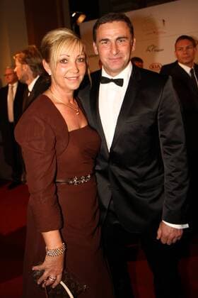 02.11.2013, Frankfurt, Alte Oper Sportpresseball 2013 Stefan Kuntz Vorstandsvorsitzender von 1.FC Kaiserslautern mit Ehefrau Sabine