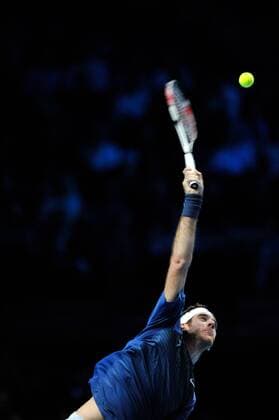4.11.2013 London, England. Juan Martin Del Potro ARG serves at The ATP Tennis Herren World Tour Finals 2013, Tennis Tournament at the O2 Arena London. . xStephenxBartholomewx  ActionPlus11467439