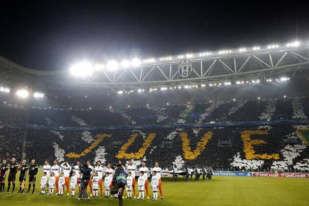 Fans Juventus, Supporters Torino 05-11-2013 Juventus Stadium Football Calcio 2013 2014 Champions League Juventus Turin MarcoxBertorello