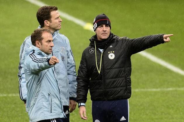 Mailand, Training Deutschland Joachim Löw-Oliver Bierhoff 
