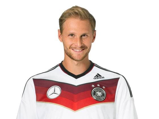 FUSSBALL PORTRAITTERMIN DEUTSCHE NATIONALMANNSCHAFT 14.11.2013 Benedikt Höwedes (Deutschland) 