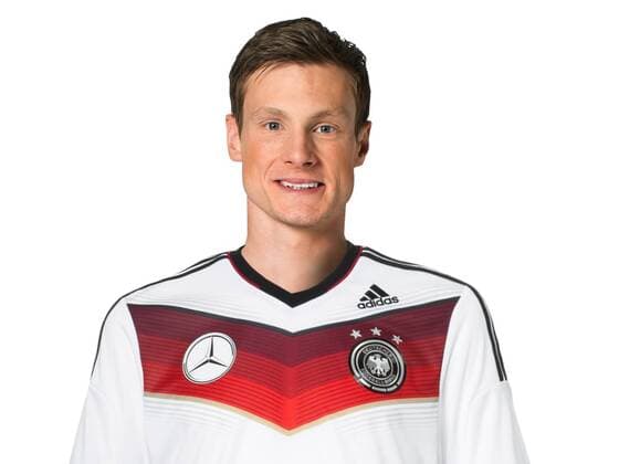 FUSSBALL PORTRAITTERMIN DEUTSCHE NATIONALMANNSCHAFT 14.11.2013 Marcell Jansen (Deutschland)