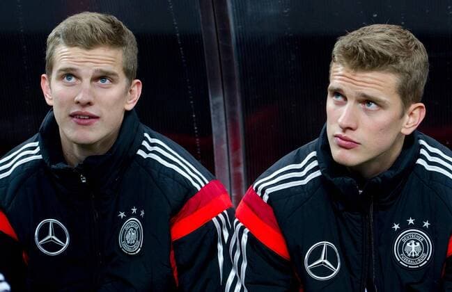 15. November 2013: Mailand, Fussball Testspiel: Italien - Deutschland: Italiens Deutschlands Sven Bender (l) mit seinem Zwillingsbruder Lars Bender.