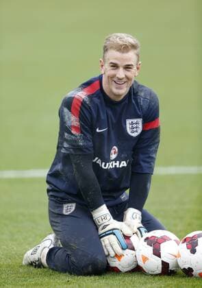 England s Joe Hart in action during training England Training - London Colney - England -18 11 2013 - Pic David Klein Sportimage EDITORIAL USE ONLY. No use with unauthorised audio, video, data, fixture lists, club league logos or live services. Online in-match use limited to 120 images, no video emulation. No use in betting, games or single club league player publications.
