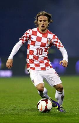 FUSSBALL - FIFA WM 2014, Play Off, CRO vs ISL ZAGREB, KROATIEN,19.NOV.13 - FUSSBALL - FIFA Weltmeisterschaft 2014, Play Off, Länderspiel, Kroatien vs Island. Bild zeigt Luka Modric (CRO). 