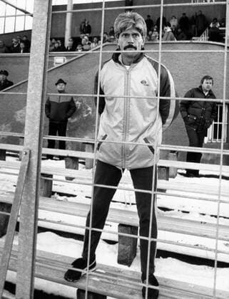 Trainer Werner Lorant (1. FC Schweinfurt 05) auf die Tribüne verwiesen