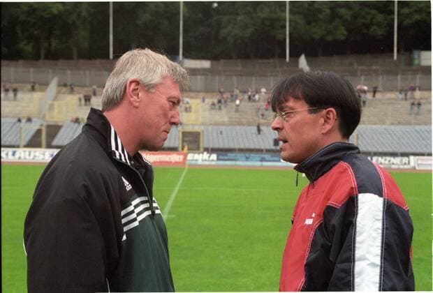 Fußball, Trainerhistorie, Wuppertaler SV Regionalliga Süd Südwest, 5. Spieltag, Saison 1998 1999, Wuppertaler SV - Preußen Münster, 29.08.1998,-- Hans Werner Moors (Trainer Preußen Münster links) und Rudi Gores (Trainer Wuppertaler SV)