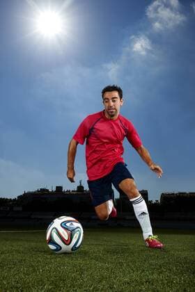 Xavi Hernandez (ESP) präsentiert den Adidas brazuca - offizieller Spielball des FIFA World Cup in Brasilien