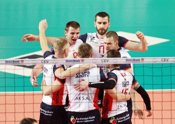 11.12.2013, Kedzierzyn-Kozle - CEV Volleyball Champions League 2013 2014 - ZAKSA Kedzierzyn-Kozle - VfB Friedrichshafen - Jubel ZAKSY .  131211WAN011