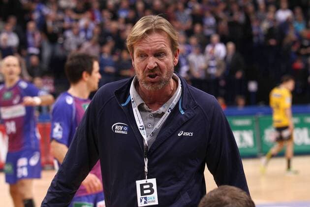 Handball DKB Handball Bundesliga 2013 2014 - HSV Handball vs. Rhein-Neckar Löwen Trainer Martin Schwalb (Hamburg), O2 World Hamburg