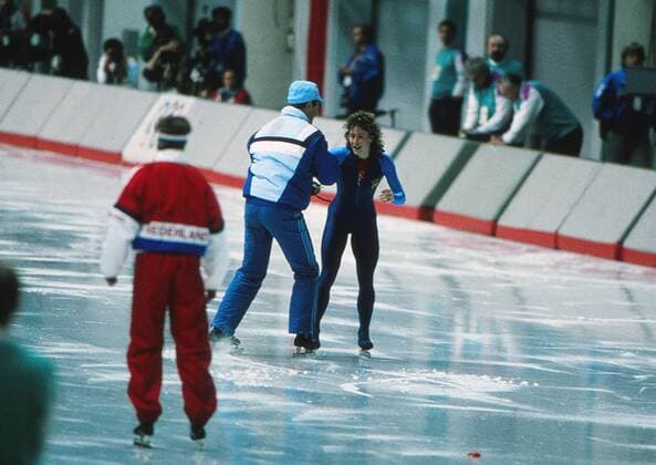 Speed Skating - 1988 Calgary Winter Olympics - Women s 1000m East Germany s Christa Rothenburger Luding, who won the gold medal in a new Word Record at the Olympic Oval, Calgary, Canada. At the Calgary Games she also won a silver medal in the 500m. Later that year she won silver medal in sprint cycling at the Seoul Olympics, becoming the first woman to win medals in both the Winter and Summer Olympics. 26 02 1988 