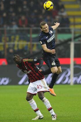 Milano 22 12 2013 - campionato di calcio serie A Inter Mailand - AC Milan; Hugo Campagnaro-Mario Balotelli 