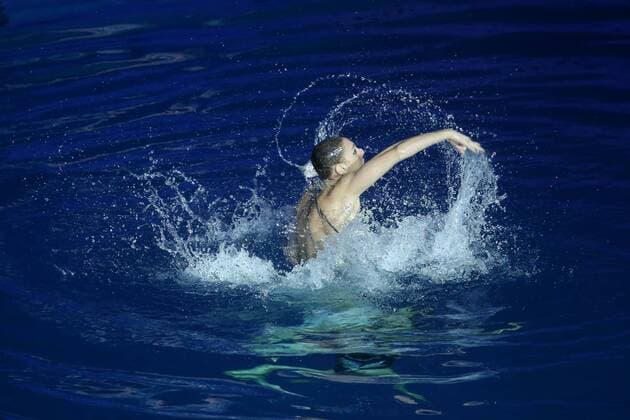 December 20, 2013. - Russia, Moscow. - Show of Olympic champions in synchronized swimming. In picture: synchronized swimmers Svetlana Kolesnichenko and Svetlana Romashina. PhotoagencyxInterpress 