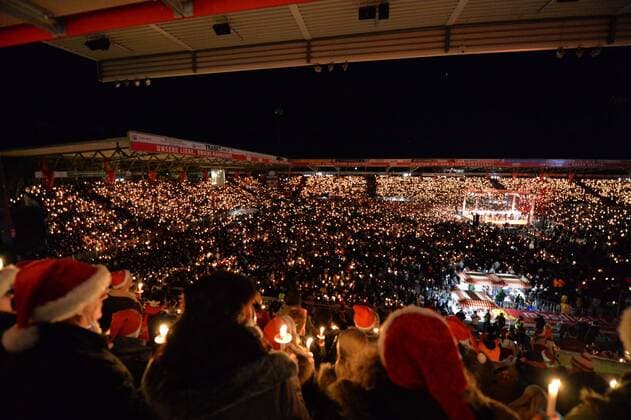 Fussball, Herren, Saison 2013 14, 2. Bundesliga, 1. FC Union Berlin, 11. Weihnachtssingen im Stadion An der Alten Försterei, 23.12. 2013,