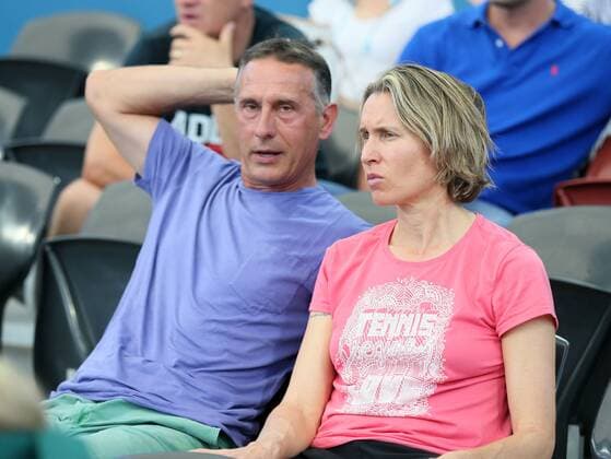 Brisbane International, ATP Tennis Herren 250 World Tour WTA,Hardcourt Tennis Turnier in Brisbane,Australia,Physiotherapeutin Petra und Vater Zoran,Eltern von Andrea Petkovic (GER) sitzen in der Spielerloge,Halbkoerper,Querformat,Feature,