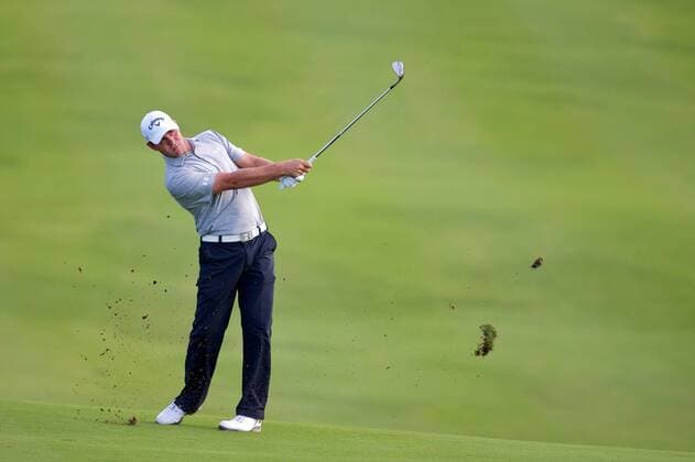 Jan. 3, 2014 - Kapalua, Hawaii, USA - January 3, 2014 - Gary Woodland hits his approach shot during the first round of the 2014 Hyundai Tournament of Champions held at the Kapalua Plantation Course on the island of Maui in Hawaii. PGA Golf Herren Tour: Hyundai Tournament of Champions JAN03 - ZUMAc04