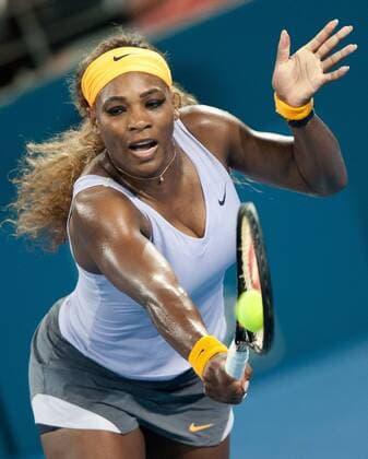 (140104) -- BRISBANE, Jan. 4, 2014 (Xinhua) -- Serena Williams of the U.S. hits a return during her women s singles final match at Brisbane International tennis tournament in Brisbane, Australia, Jan. 4, 2014. Serena Williams won 2-0. (Xinhua Bai Xue) (SP) AUSTRALIA-BRISBANE-TENNIS-WILLIAMS-AZARENKA 