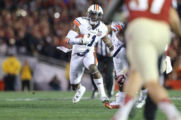 Jan. 6, 2014 - Pasadena, California, United States of America - Tight end Brandon Fulse 11 of the Auburn Tigers breaks into the Florida state secondary. During the BCS Championship Game in Pasadena, California. Between the 1 ranked Florida State Seminoles and the 2 ranked Auburn Tigers. The final game of the Bowl Championship Series, before moving to a four team playoff system. NCAA College League USA Football 2014 - Jan 6 - BCS Championship Game - Florida St vs Auburn - ZUMAl30