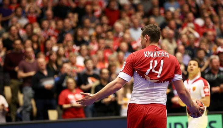 HANDBALL - EHF EM 2014, DEN vs MKD HERNING,DAENEMARK,12.JAN.14 - DIVERS, HANDBALL - EHF Europameisterschaft 2014 der Herren, Länderspiel, Gruppenphase, Dänemark vs Mazedonien. Bild zeigt Michael Knudsen (DEN). 