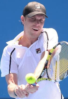 (140113) -- MELBOURNE, Jan. 13, 2014 (Xinhua) -- Sam Querrey of the US plays a shot during his men s singles match on day one of the 2014 Australian Open tennis tournament in Melbourne on January 13, 2014. (Xinhua Li Jundong) (SP)AUSTRALIA-MELBOURNE-TENNIS-AUSTRALIA OPEN 
