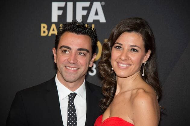 FUSSBALL - FIFA Ballon d Or 2013 ZUERICH,SCHWEIZ,13.JAN.14 - FUSSBALL - FIFA World Player Gala, Ballon d Or 2013, Verleihung Goldener Ball. Bild zeigt Xavi Hernandez (ESP FC Barcelona) mit Frau Nuria. 