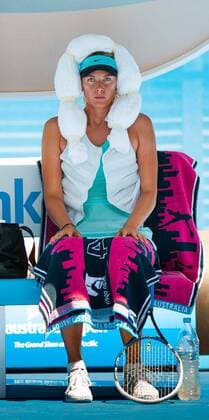 Jan. 16, 2014 - Melbourne, Victoria, Australia - MARIA SHARAPOVA (RUS) chills with an ice vest and an ice collar down during Australian Open day 4 play. Temperatures are at all time highs in Melbourne and expected to hit 44 C 111.2 F today. 2014 Tennis - Australian Open - Day 4 - ZUMAkh1