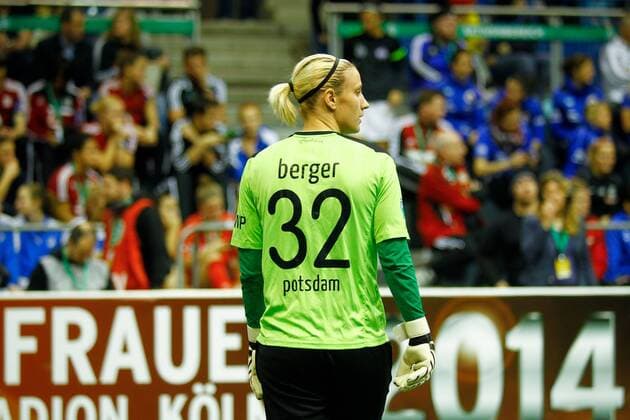 Torhüterin Ann Katrin Berger (1. FFC Turbine Potsdam) - DFB Hallenpokal der Frauen 2014 in der GETEC Arena in Magdeburg - Einzelbild,Aktion,Deutschland,Fußball,Frau,12.01.2014