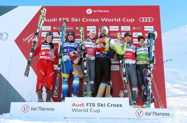 FREE STYLE - FIS WC Val Thorens, Skicross VAL THORENS,FRANKREICH,17.JAN.14 - FREE SKI, FREESTYLE SKIING - FIS Weltcup, Ski Cross, Siegerehrung. Bild zeigt den Jubel von Katrin Mueller (SUI), Victor Oehling Norberg (SWE), Marielle Thompson (CAN), John Teller (USA), David Duncan (CAN) und Ophelie David (FRA).