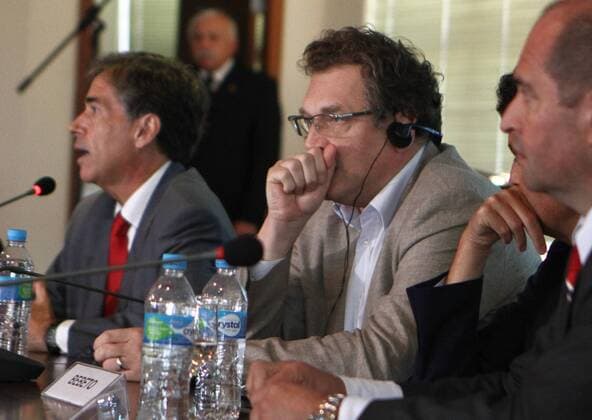 CURITIBA,PR - 21 01 2014: FIFA-Generalsekretär Jerome Valcke besichtigt die WM-Arena da Baixada in Curitiba ( x(37)xGeraldoxBubniakx xFotoarenax  (21463)