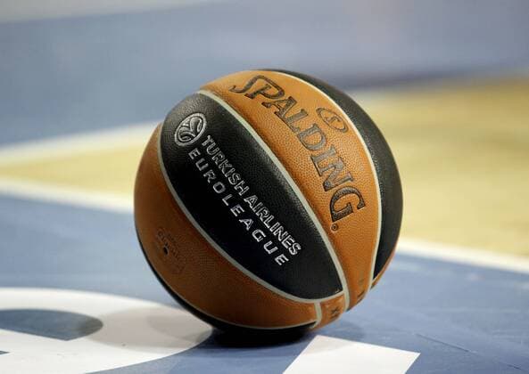 Jan 23, 2014 - Barcelona, Spain - Spalding Turkish Airlines Euroleague s ball. F.C.Barcelona defeats Unicaja 83-79 at Euroleague Basketball Round 1 8 Round 4 - E at Palau Blaugrana. Euroleague Basketall 2104 - F.C.Barcelona defeats Unicaja 83-79  - ZUMAb13