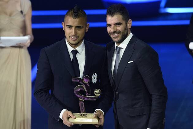 Db Milano 27 01 2014 - Gala Oscar del calcio AIC 2013 foto DanielexBuffa Image Sport pictured: Arturo Vidal-Simone Perrotta 