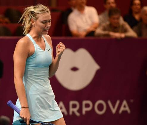 Maria Sharapova (RUS) macht die Faust und jubelt. Open GDF Suez, 2014, Paris, Frankreich.